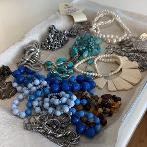 Reseller Lot capiz chain feather Blue and Silver Necklace Set #150